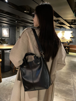 Сумка женская на плечо