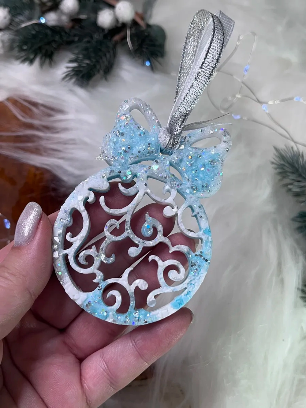 Новогодняя елочная игрушка Шар