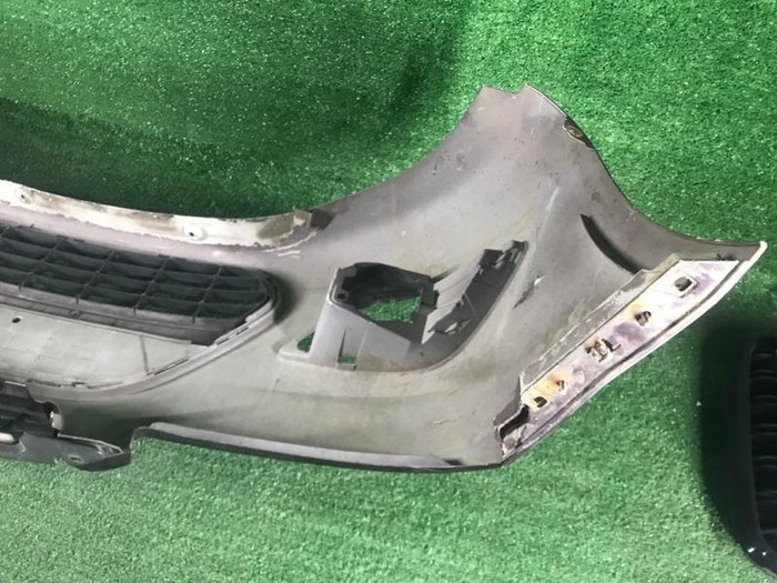 Бампер передний Ford Focus 2 (2007-2011)