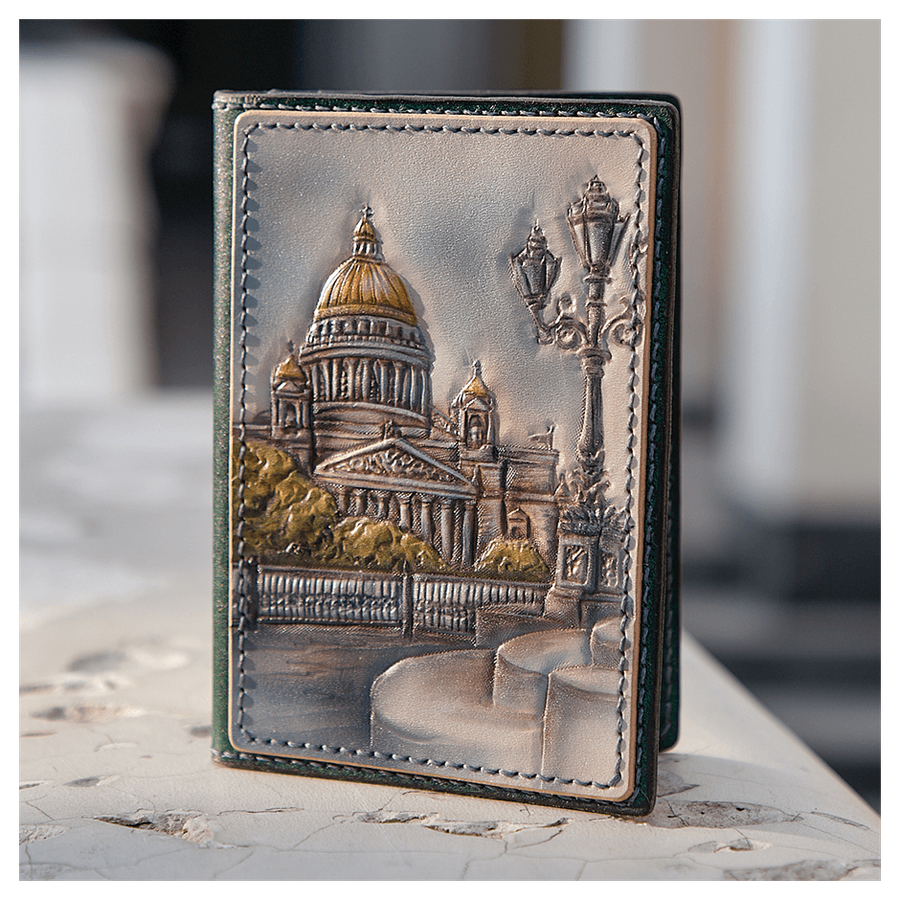 Кожаная обложка на паспорт «Городские мотивы»