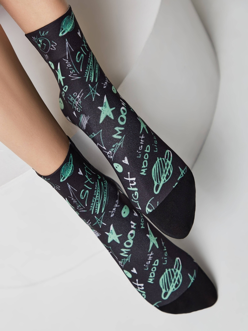 CONTE FANTASY Плотные носки с черным мыском и рисунком «Moon»