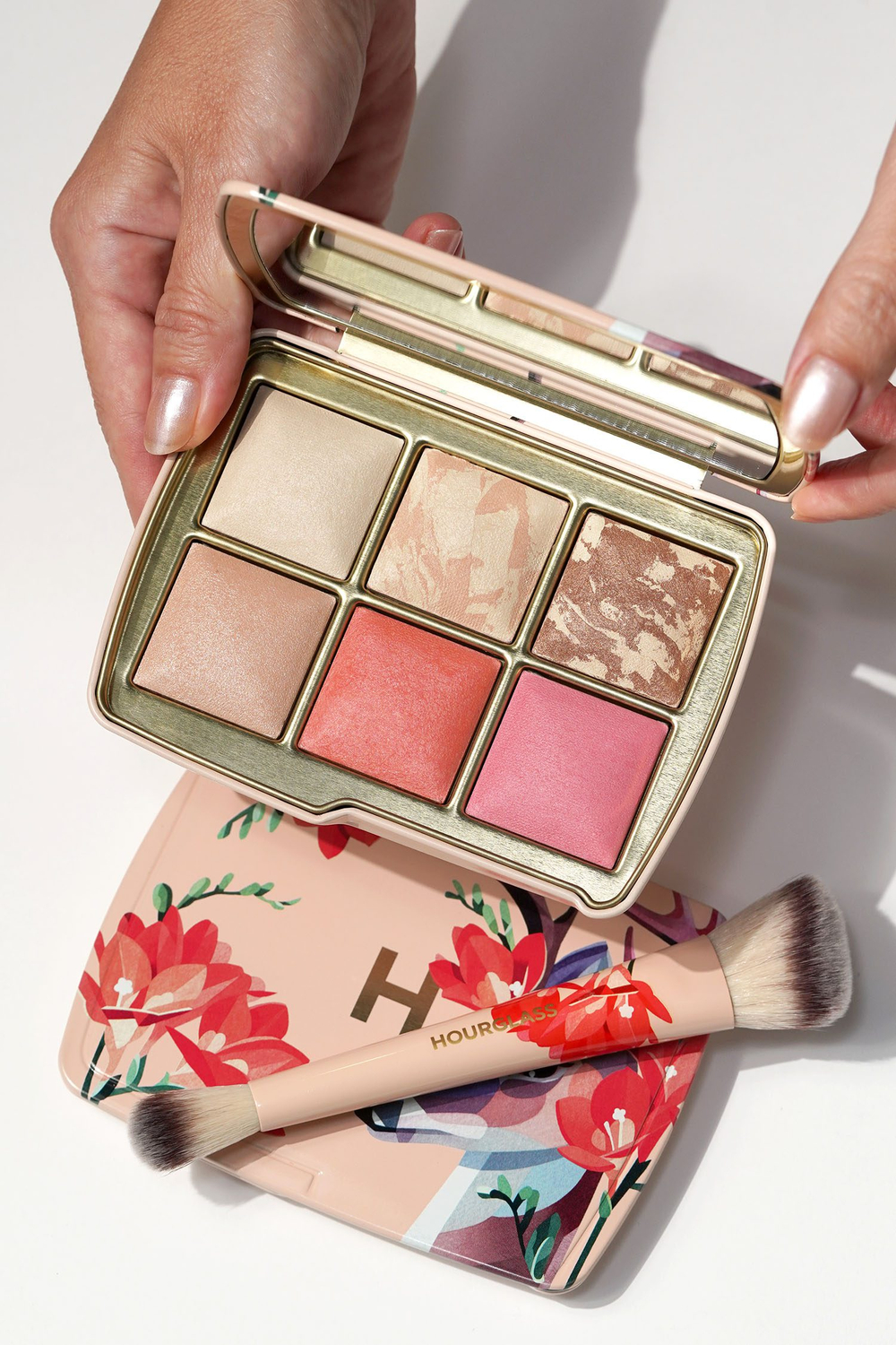 Hourglass Ambient Lighting Edit Unlocked Palette - Deer