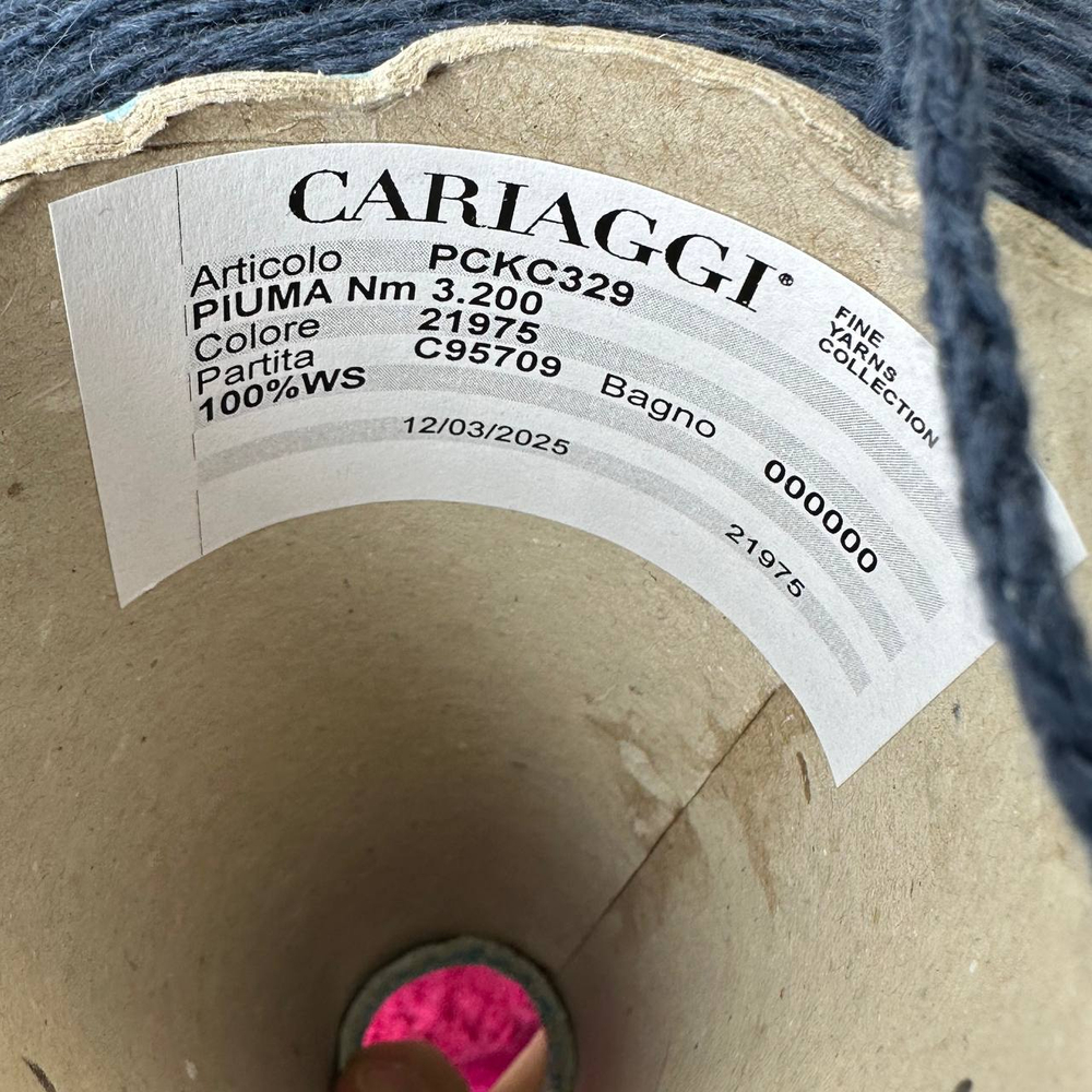PIUMA PCKC329 - CARIAGGI; 100% кашемир; 320м/100гр; col.21975, цвет: синий джинсовый; Есть бобинка: 326 гр S723