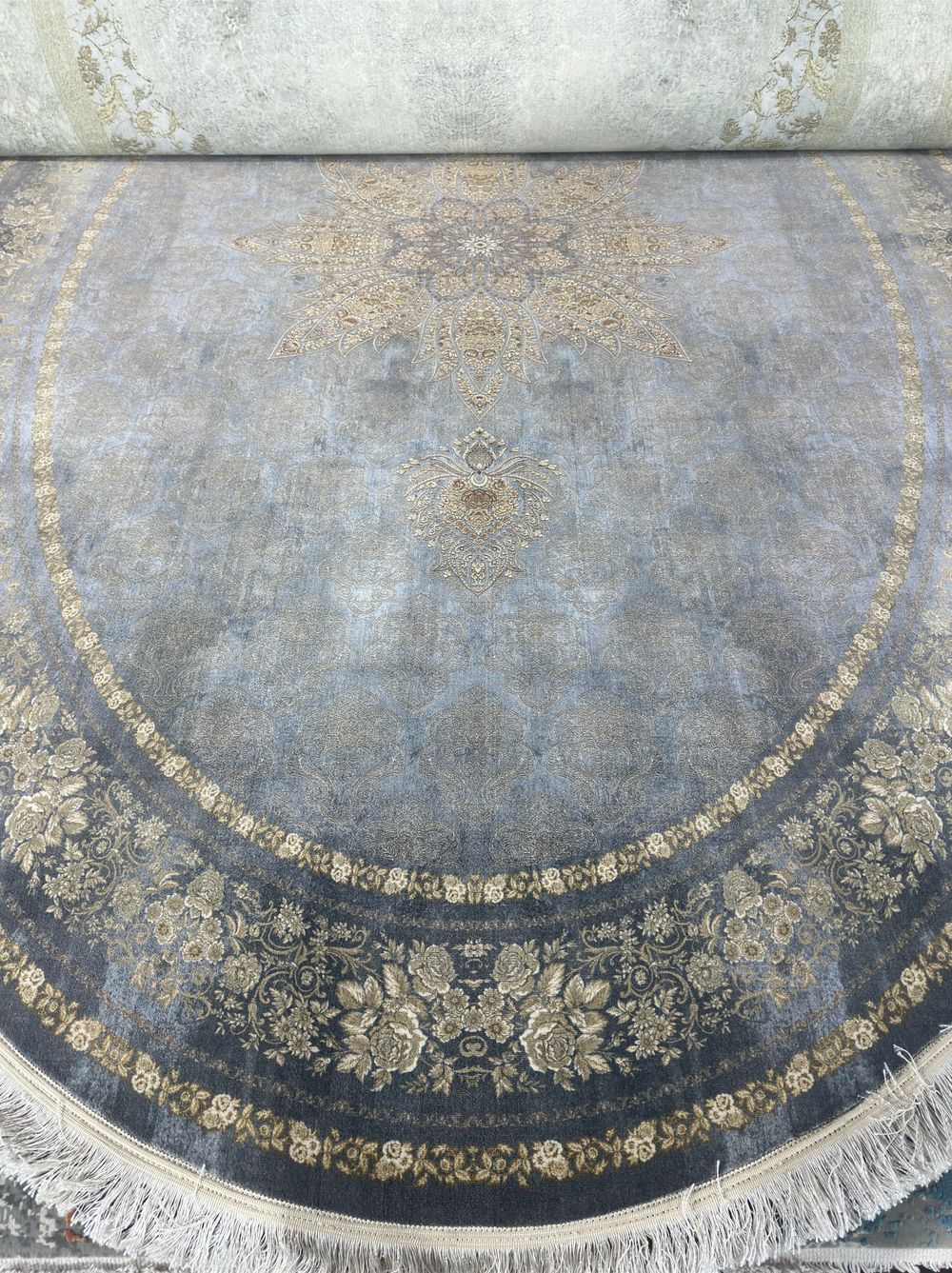 Ковёр персидский шелковый на пол