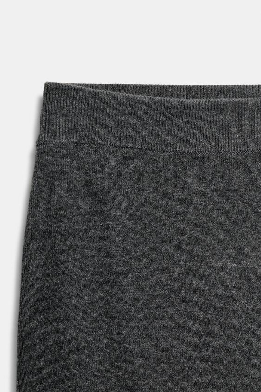 ZARA ОДНОТОННАЯ ТРИКОТАЖНАЯ ЮБКА МИДИ ИЗ МЯГКОЙ ТКАНИ, СЕРЫЙ МЕЛАНЖ