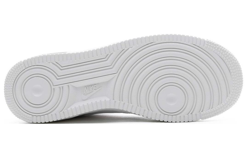 Кроссовки Nike Air Force 1 Essential (Женская размерная сетка)