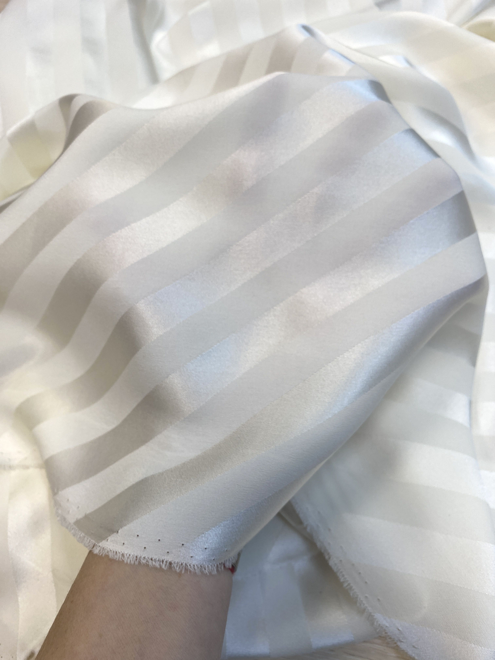 Ткань натуральный шелк 100% (Италия) ш-130см цена за 1м