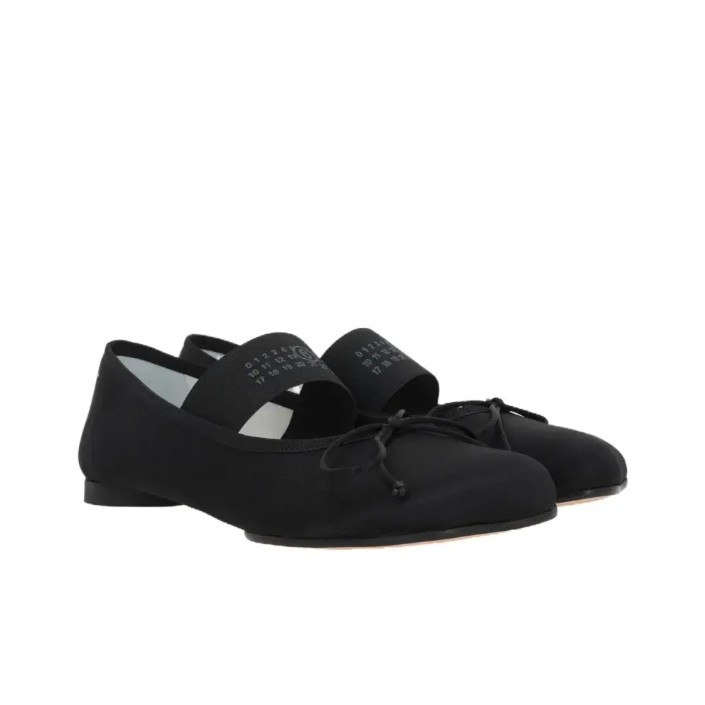 MM6 Maison Margiela Ballet Logo Black