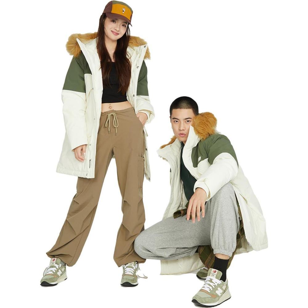 Куртки New Balance, AMJ34323-CIC