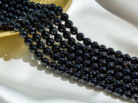 Нить бусин из черного агата 6мм, огранка