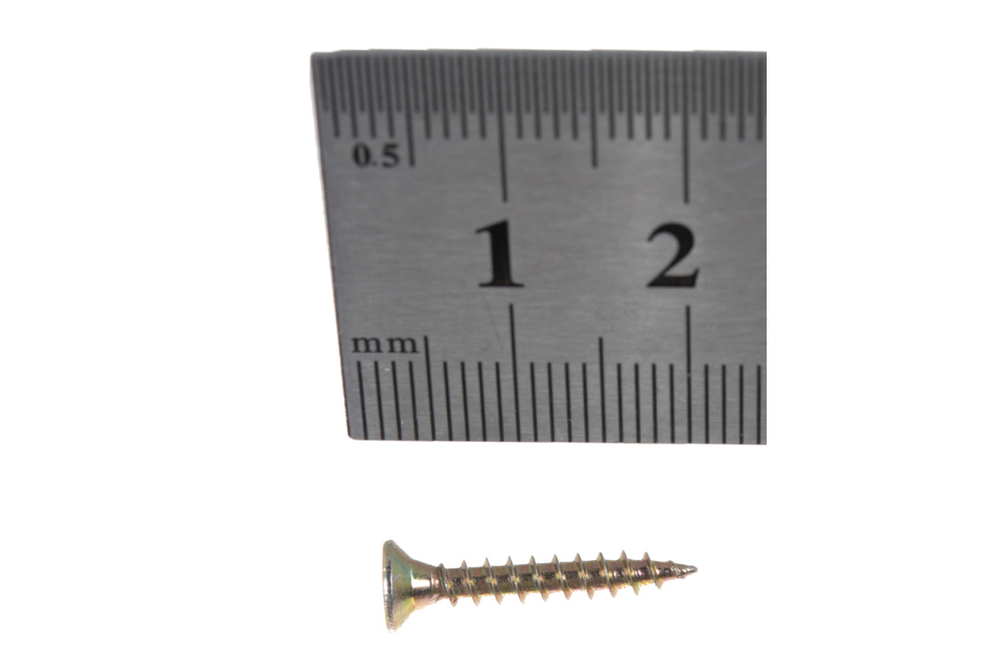 САМОРЕЗЫ СТРОЙБАТ УНИВЕРСАЛЬНЫЕ ЖЕЛТЫЕ 3,0Х20 30ШТ 1542