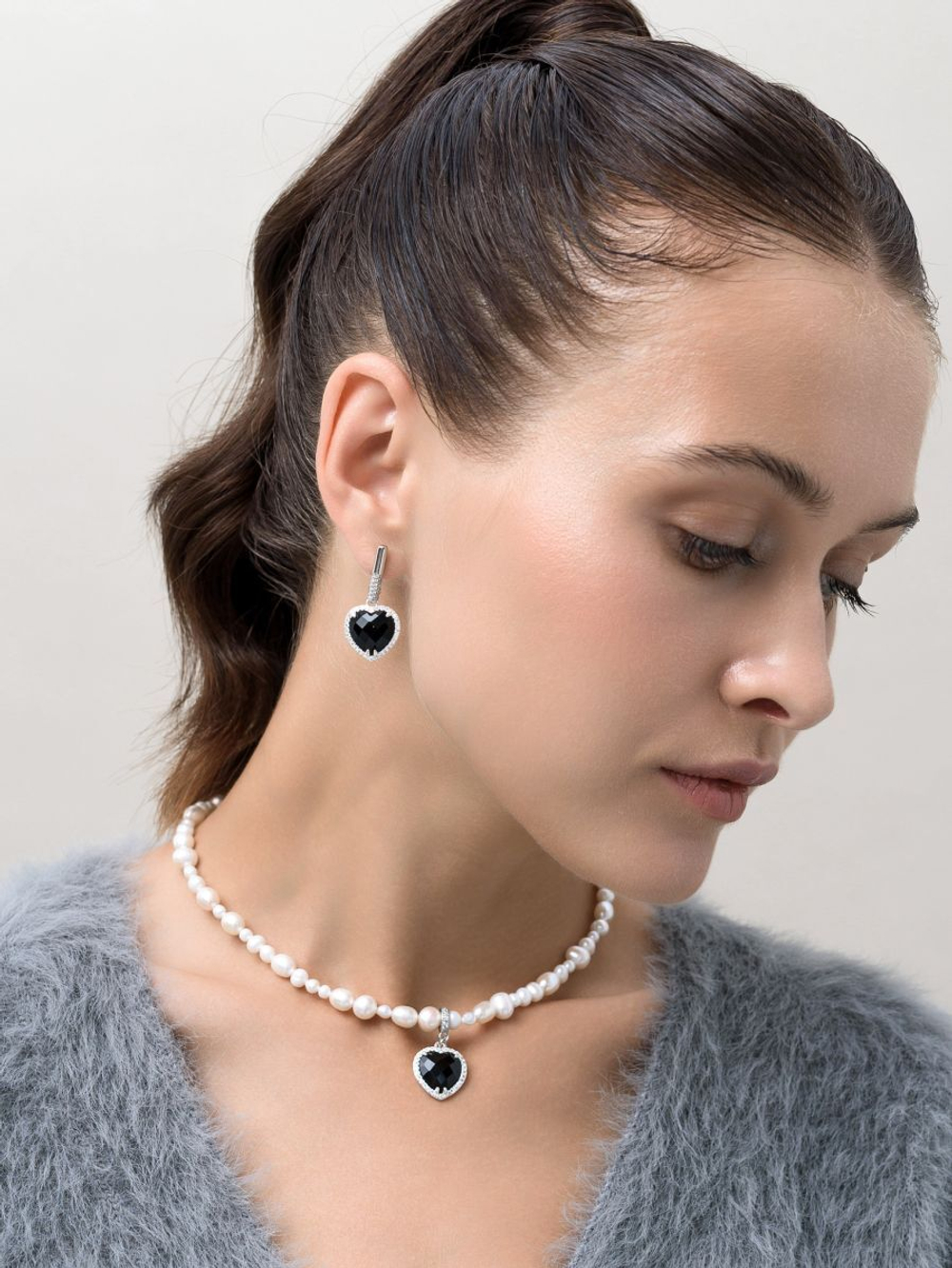 Колье "Royal Love Pearl" Silver c чёрным агатом