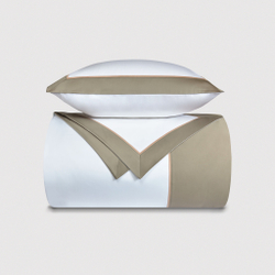 Постельное белье 2 спальное евро макси Сlaire&Caroll Frame белое с оливково-бежевым