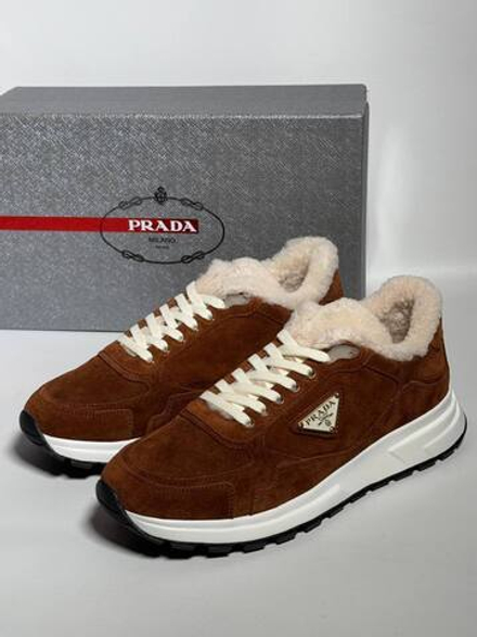Кроссовки Prada