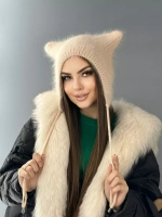 Шапка с ушками зимняя ангора вязаная