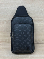 Сумка-мессенджер Louis Vuitton