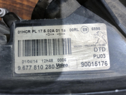 Фара правая Peugeot 2008 13-16 Б/У Оригинал 9677810280