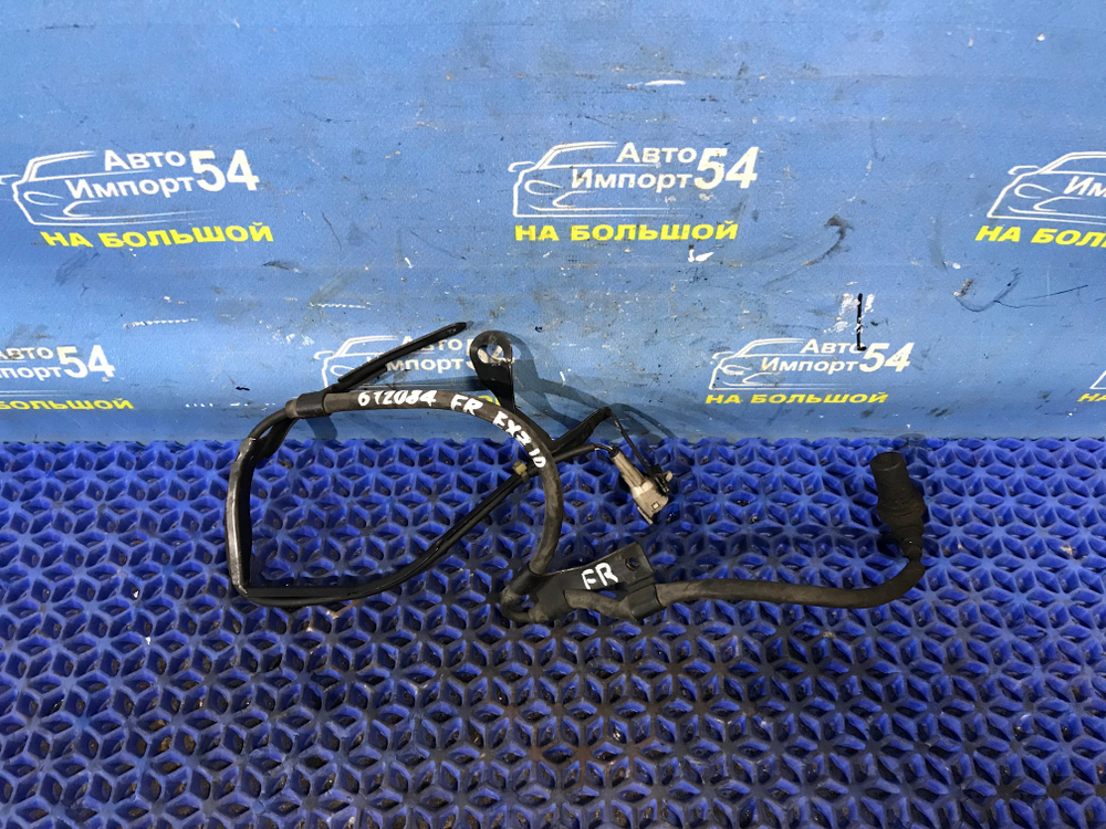 Датчик ABS передний правый TOYOTA RAUM 1997-2003