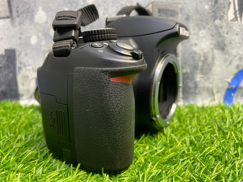 Nikon D3100 kit 18-55mm Покупка/Продажа