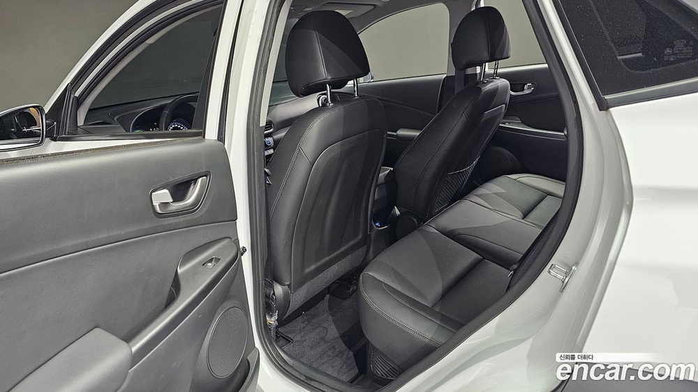 Hyundai The New KONA Hybrid Modern (06.2021)