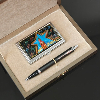 Подарочный бизнес-набор "Москва" №2 визитница персональная, ручка Parker в футляре