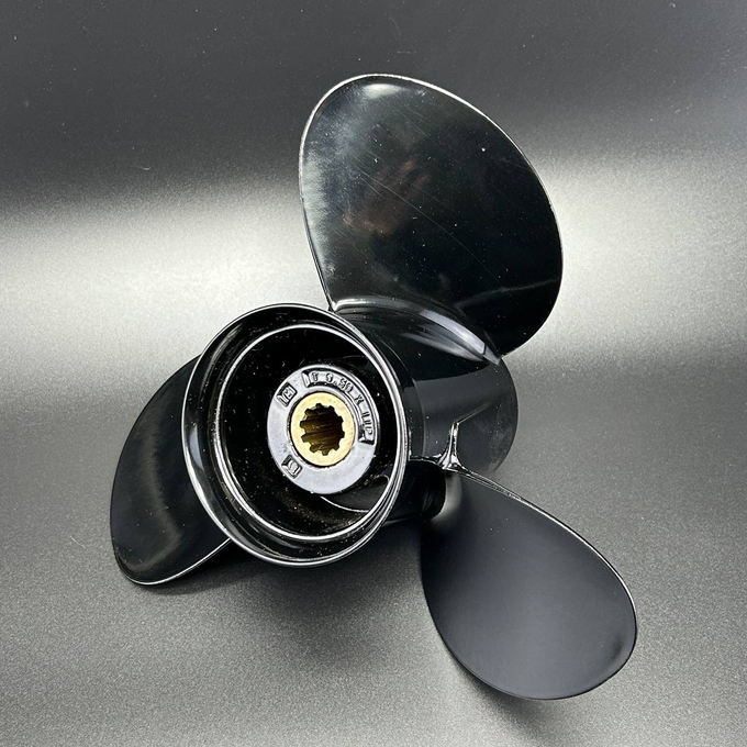 Гребной винт Mercury 25-70 (3x9-1/2x11) Black Max (Mercury)