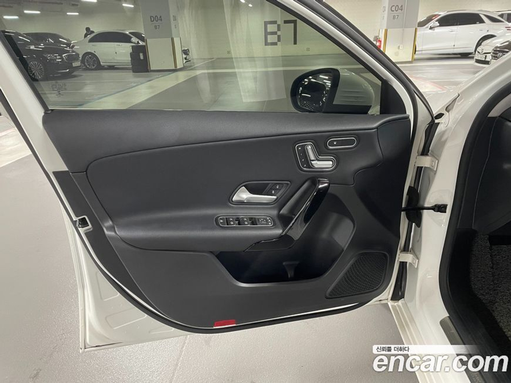 Mercedes-Benz A-Class W177 A220 Hatchback (10.2019)