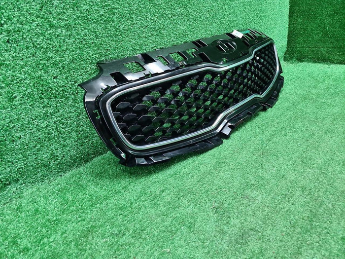 Решетка радиатора KIA Sportage 4 QL (2016-2018)