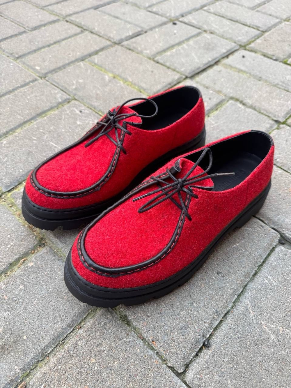MocToe red sherst