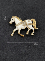 Брошка "Белая лошадь". Женская брошь,украшение.Подарок на новый год. Символ года