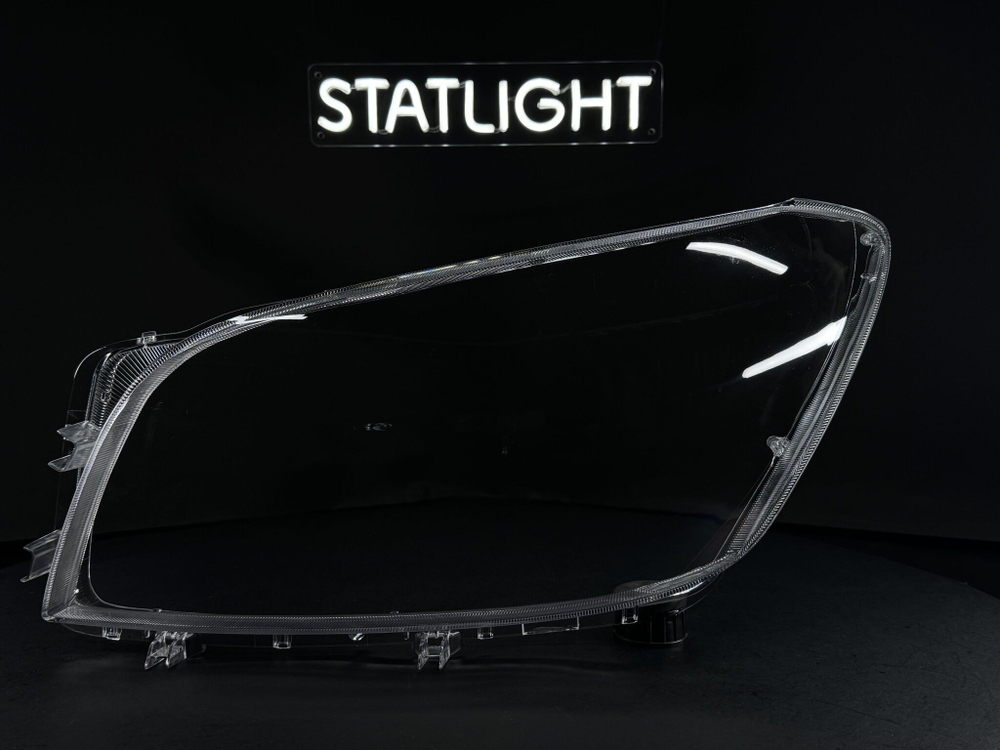 Левое стекло фары Toyota RAV4 XA30 2005-2008