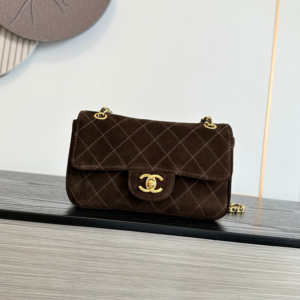 Chanel Mini Classic Handbag 20 cm