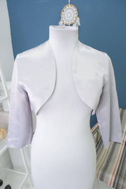 Болеро Iwwi базовое 46 размер