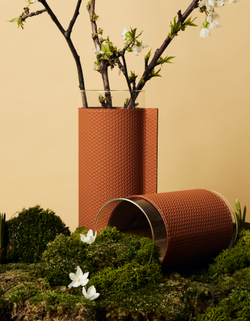 Ваза в кожаном чехле 11 х 18