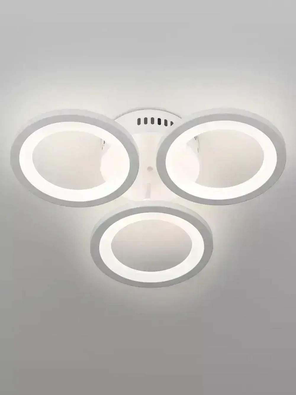 Люстра потолочная светодиодная с пультом ДУ Rivoli белая 60 Вт 3000К - 6200К, светильник на кухню, в детскую, в спальню