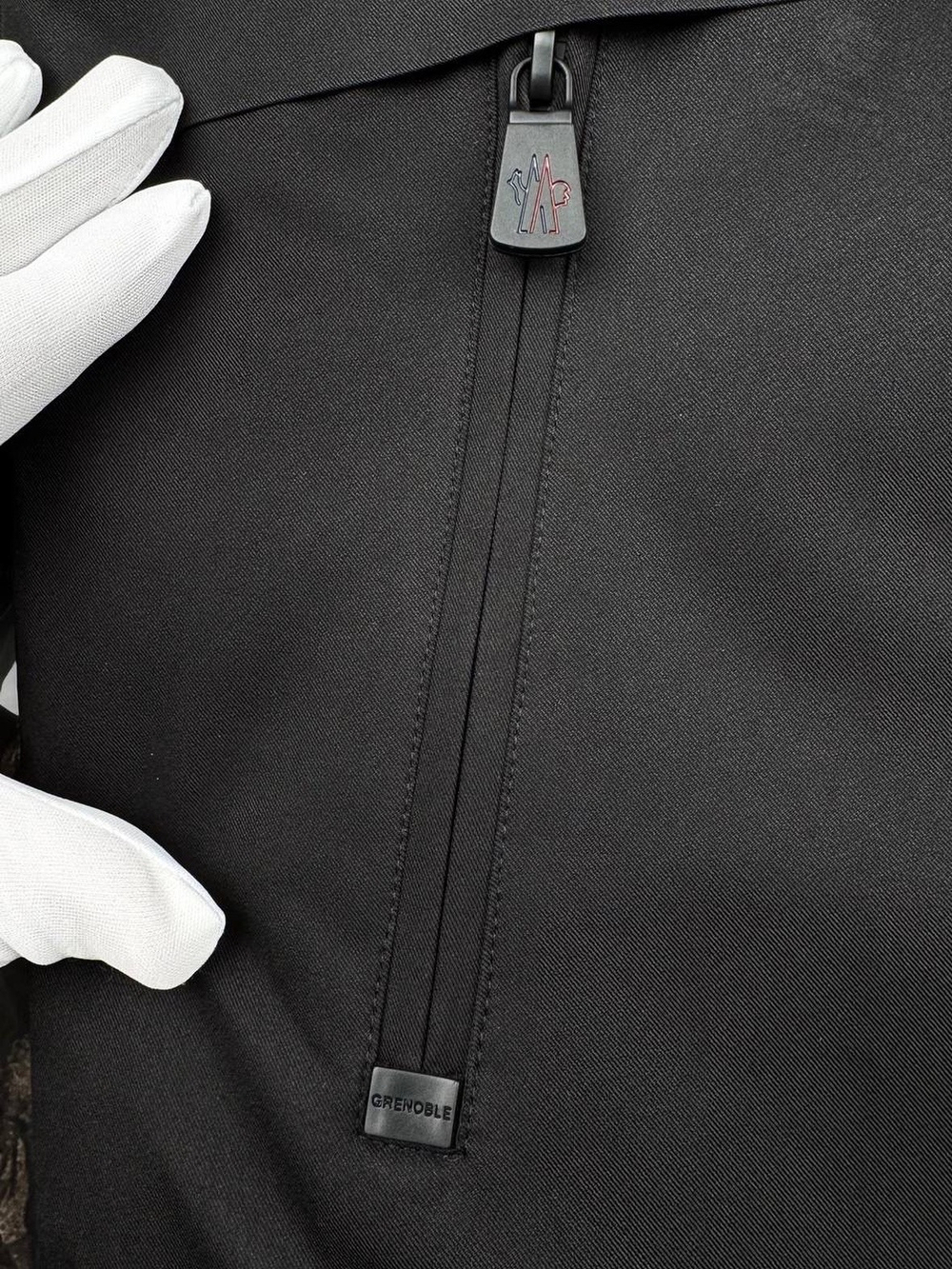 Пуховик Moncler
