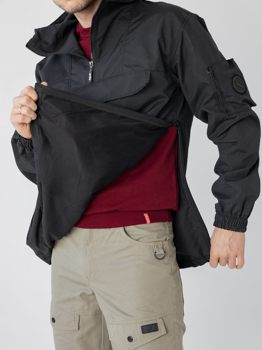 Анорак с боковым карманом Город Горький черный