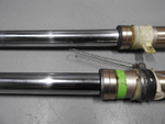 перья вилки Suzuki DR250 SJ45A