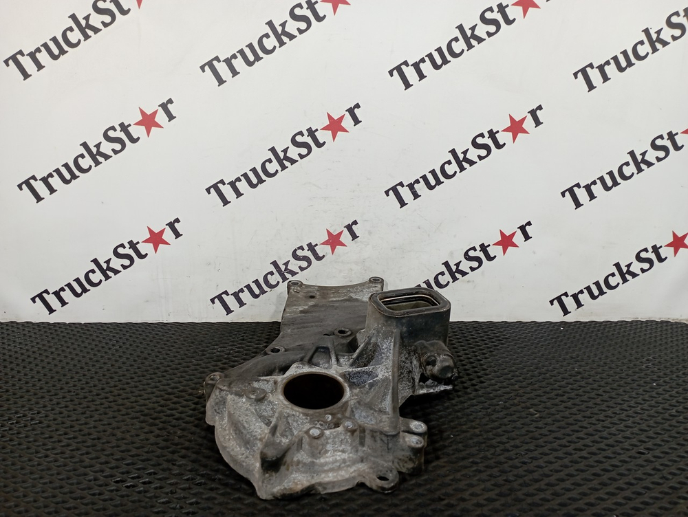 Корпус водяного насоса