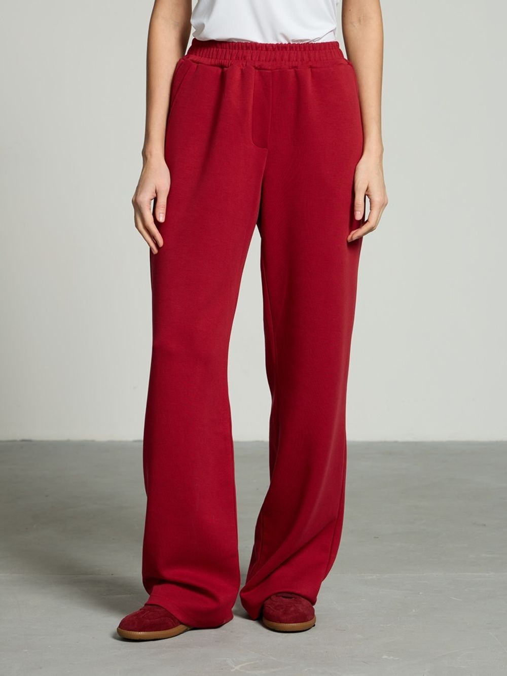 Брюки спортивные ягодные