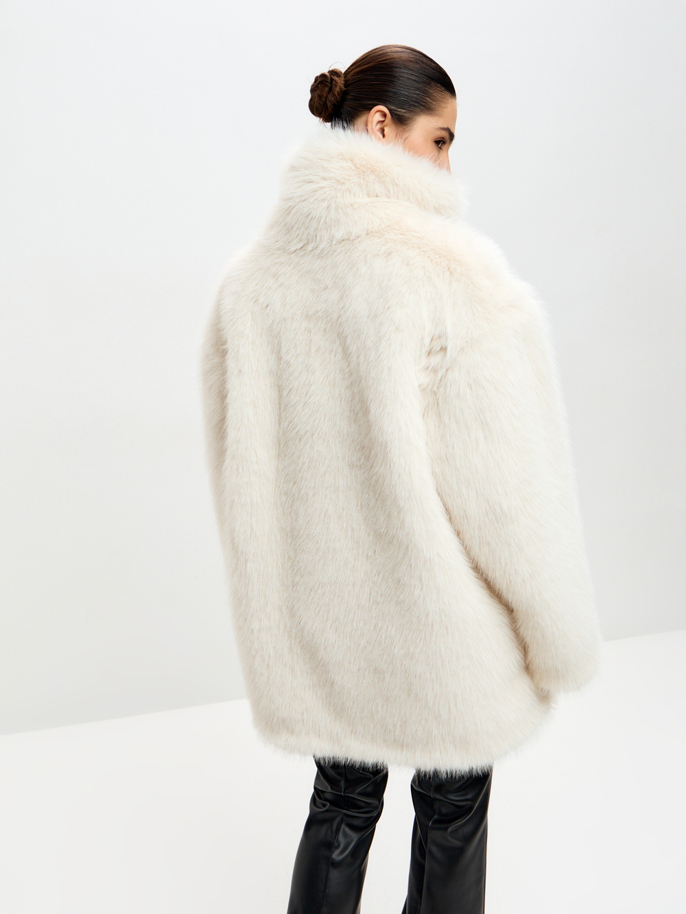 Шуба NORD короткая искусственного меха