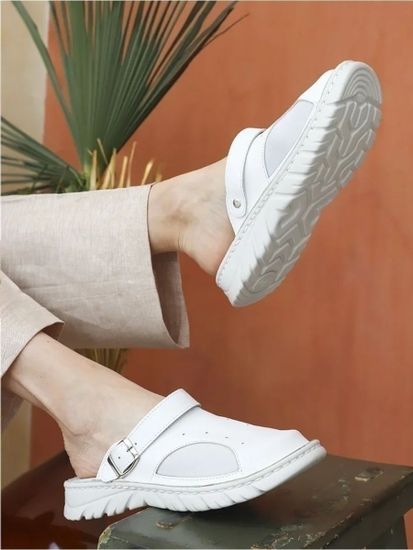 15 | "Kina" | Белые женские медицинские сабо натуральная кожа