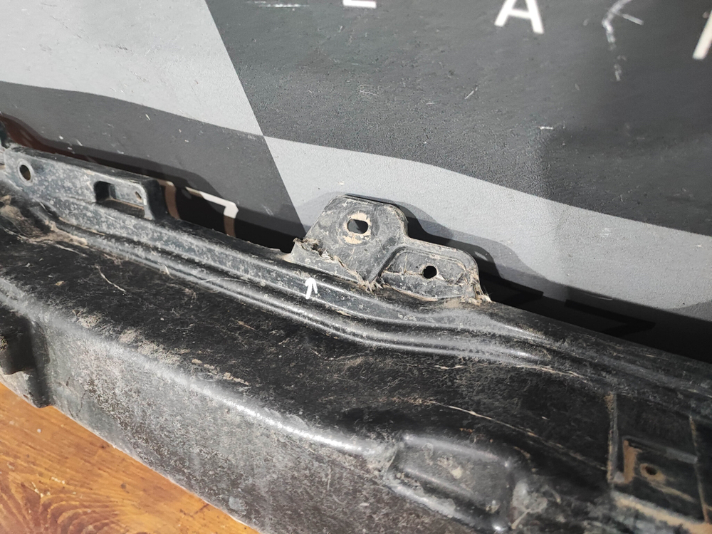 Усилитель заднего бампера Kia Sportage 4 (QL) 18-22 Б/У Оригинал 86631F1500