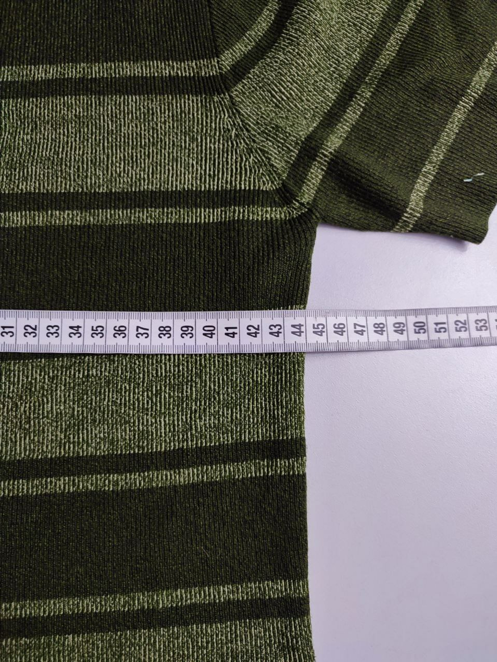 Футболка с вискозой стильная 44 размер