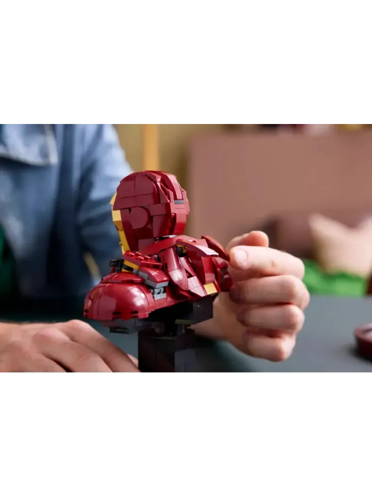 Конструктор Marvel 76327 Бюст Железного Человека MK4