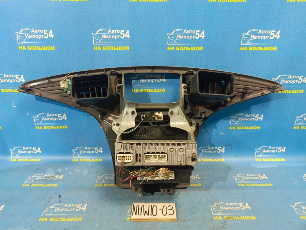 Блок управления климат-контролем TOYOTA PRIUS 1999
