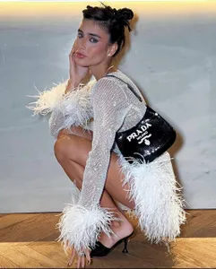 Костюм со стразами 2В-112-2