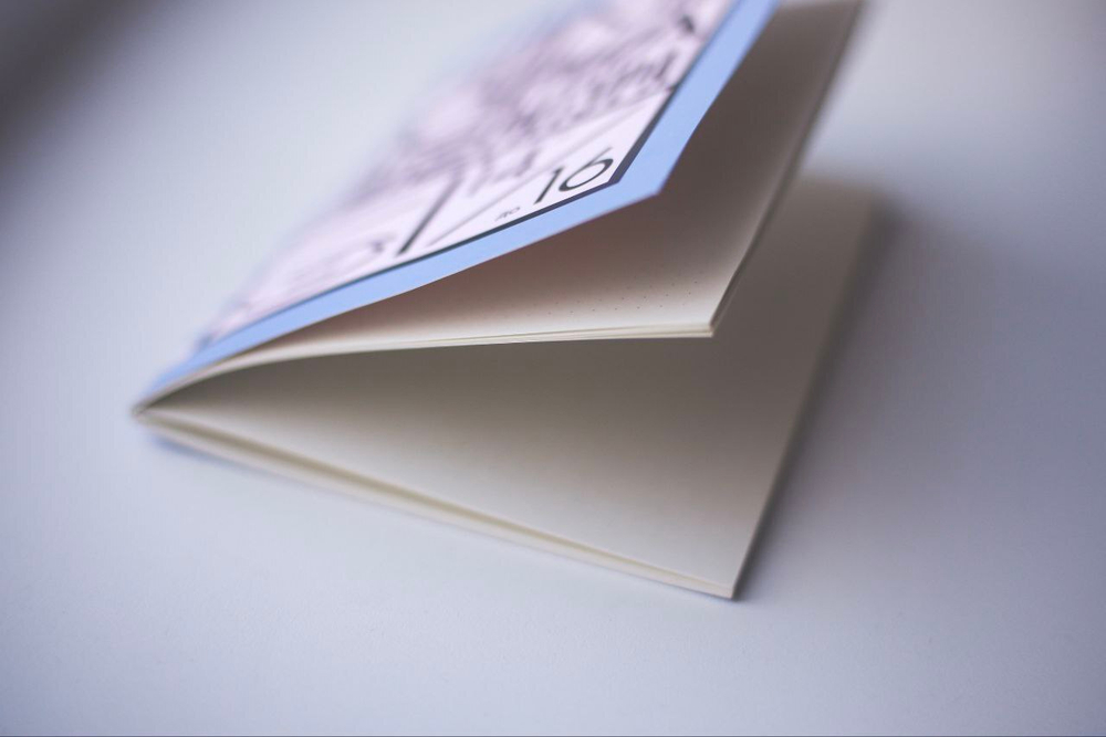 Блокнот «Кому должна литература»