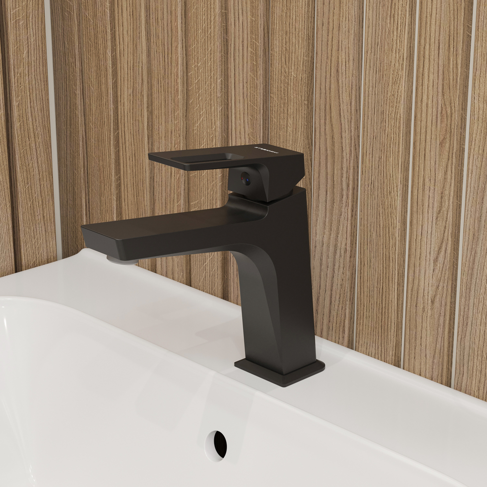 Смеситель для раковины STWORKI Хедмарк S38010BK матовый черный