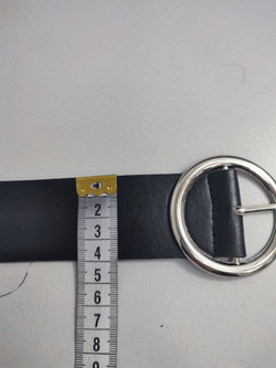 Ремень черный базовый с круглой металлической пряжкой, новый